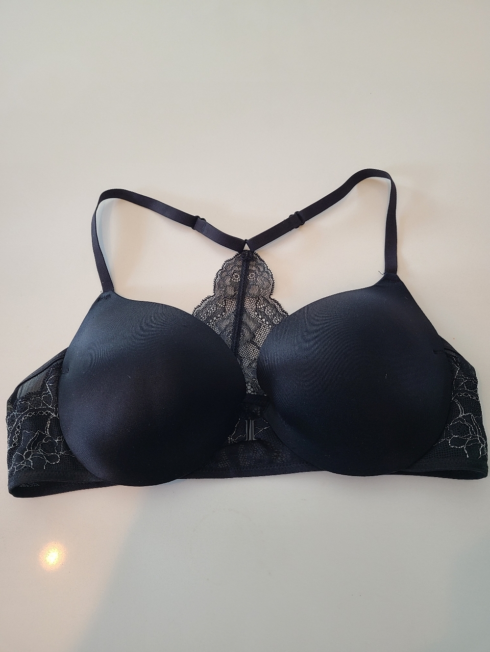 Maidenform Black Lace Racerback T-Shirt Bra in 36B